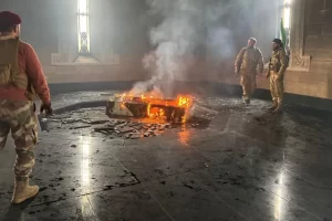 Syria Rebels burn tomb of Bashar Al-Assad Father