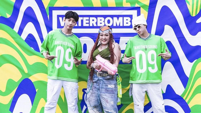 Waterbomb Controversy: Backlash Over 'Allah' Visual Display