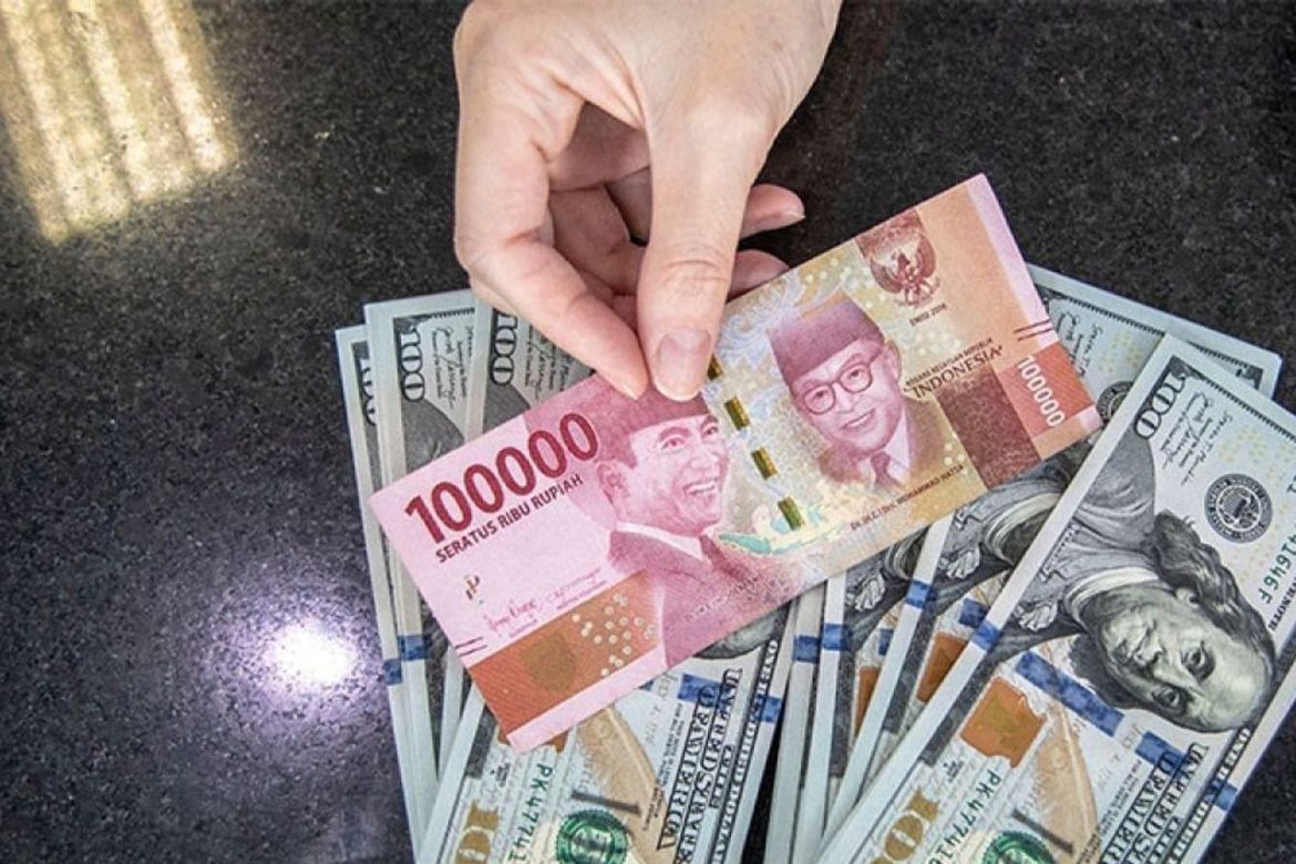 The culprit behind the Rupiah being beaten by the US Dollar